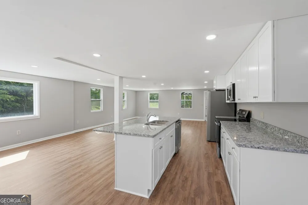 7134 Williams RD Flowery Branch, GA 30542