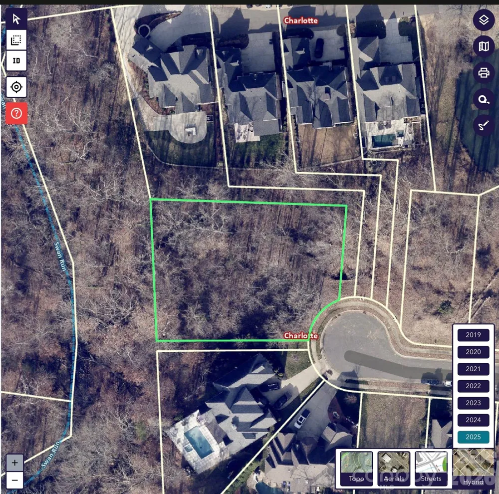 1024 Dacavin Drive Charlotte, NC 28226
