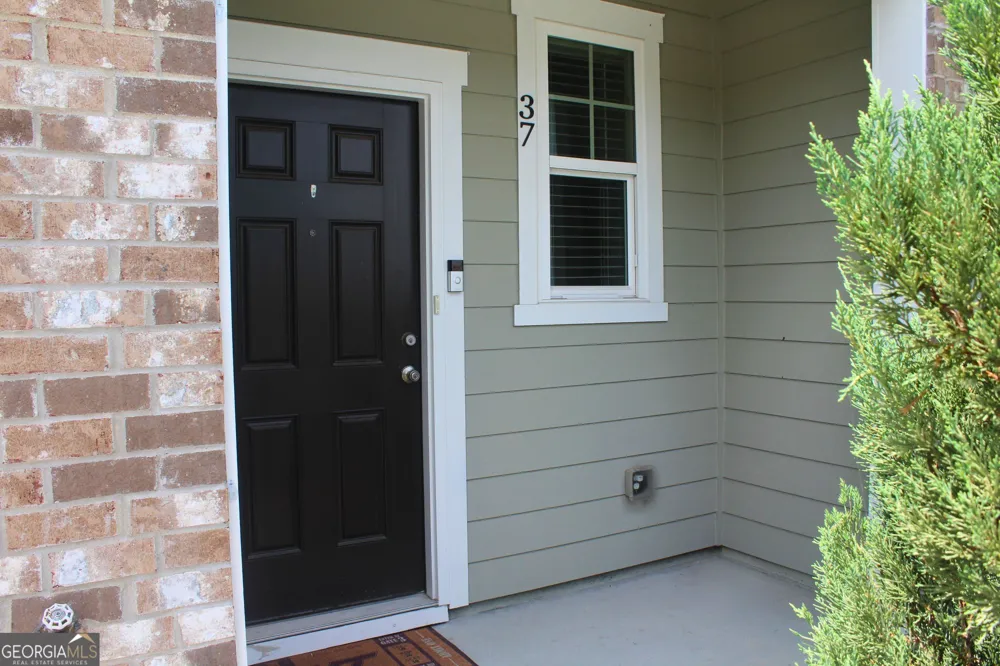 37 Kielder DR Winder, GA 30680