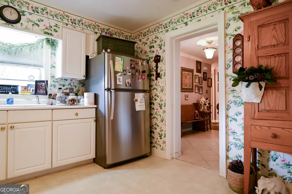 1301 Dean DR Waycross, GA 31501