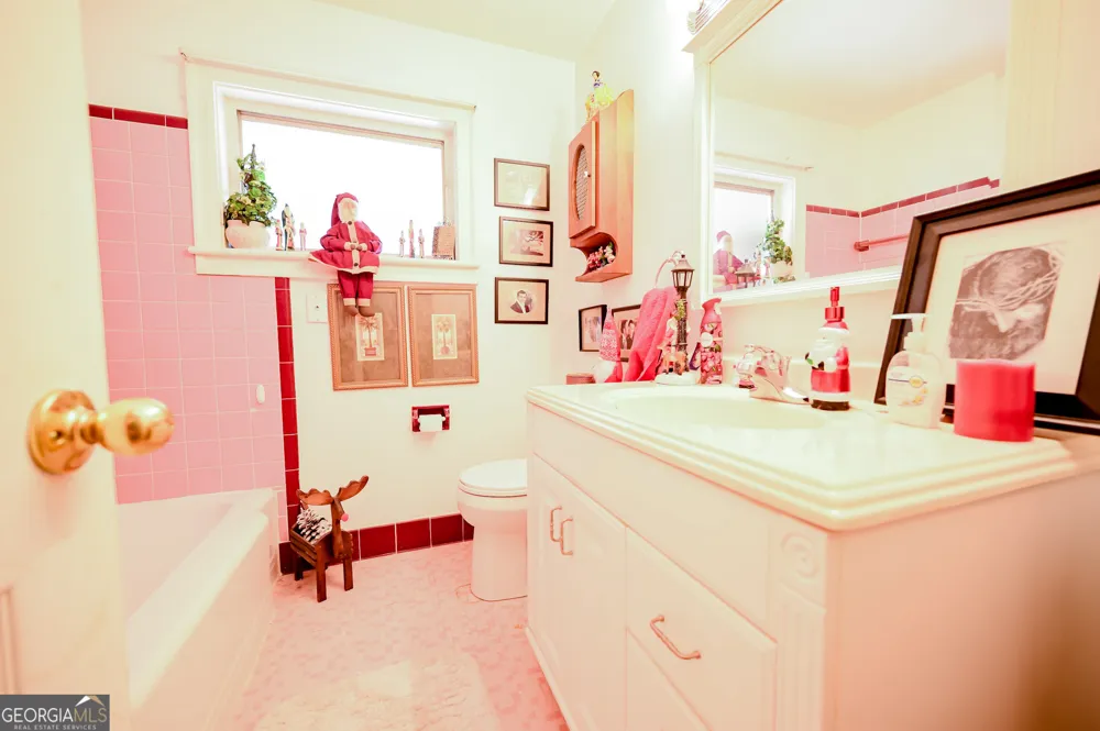 1301 Dean DR Waycross, GA 31501