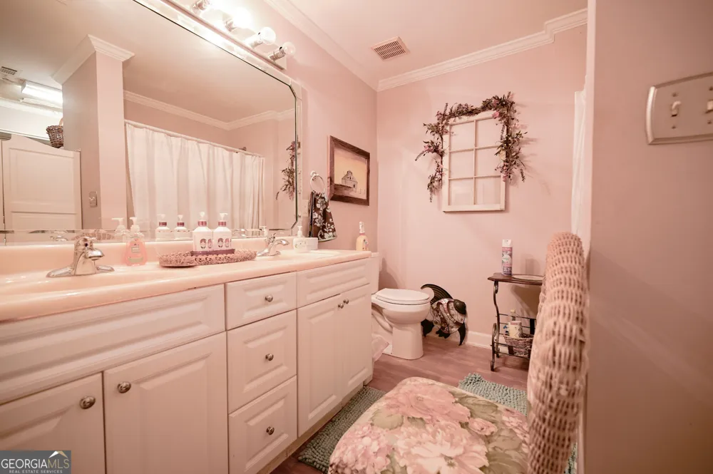 1301 Dean DR Waycross, GA 31501