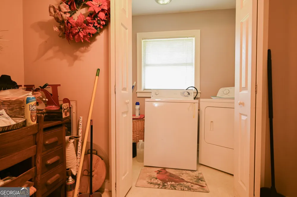 1301 Dean DR Waycross, GA 31501