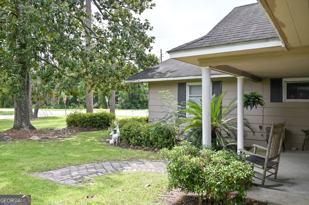 1301 Dean DR Waycross, GA 31501