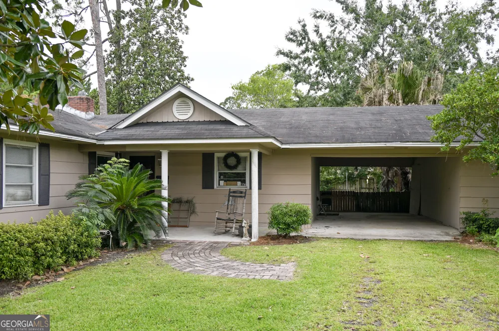 1301 Dean DR Waycross, GA 31501