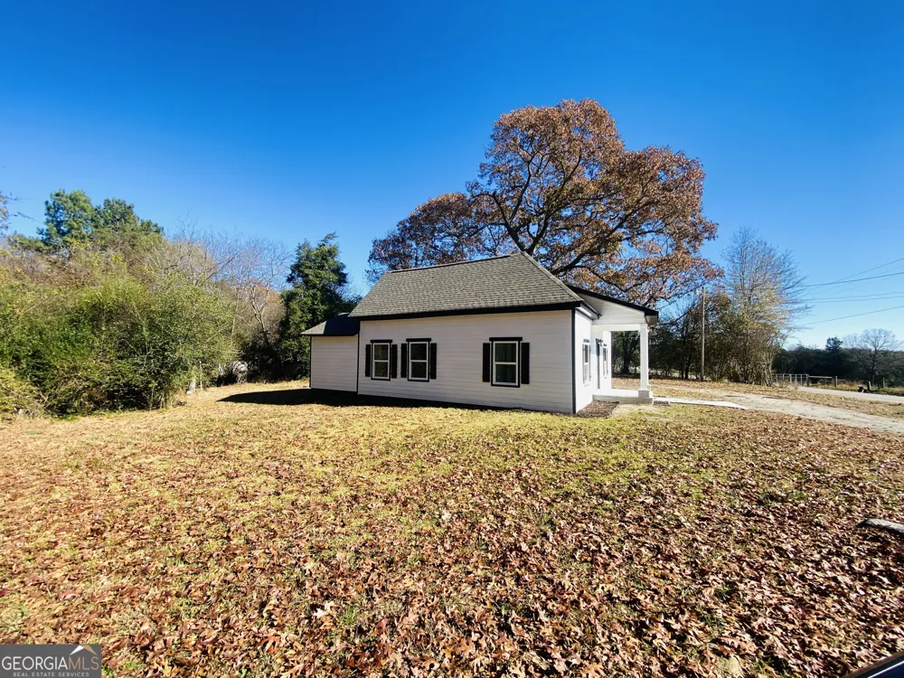 545 Shady LN Toccoa, GA 30577