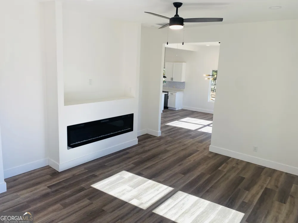 545 Shady LN Toccoa, GA 30577