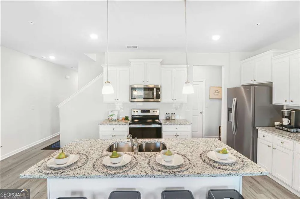86 Vickers Point DR Fairburn, GA 30213