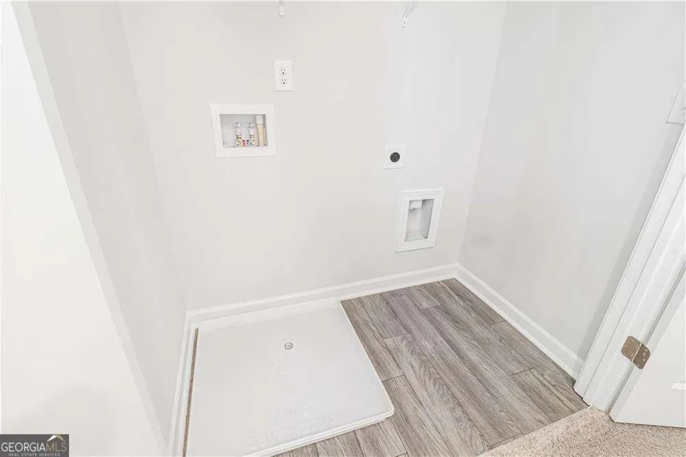 86 Vickers Point DR Fairburn, GA 30213