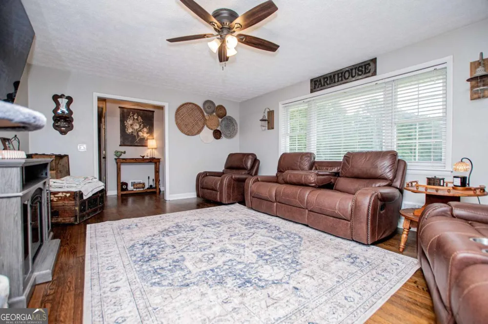 4624 Jacksonville RD Tallapoosa, GA 30176