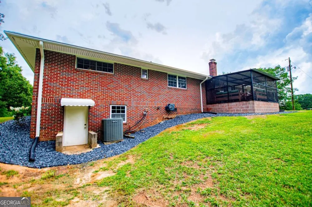 4624 Jacksonville RD Tallapoosa, GA 30176