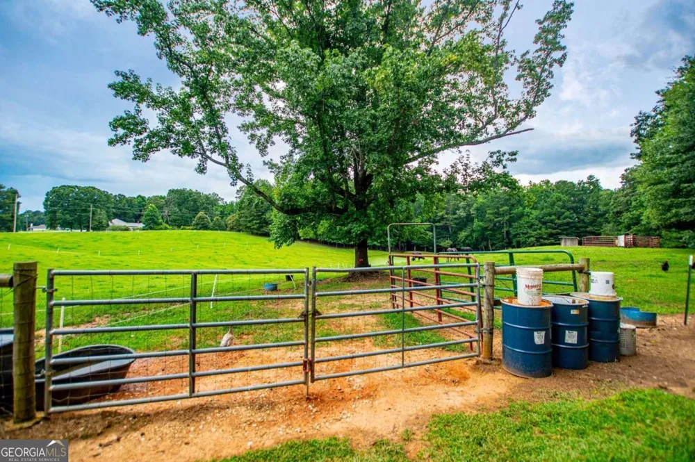 4624 Jacksonville RD Tallapoosa, GA 30176