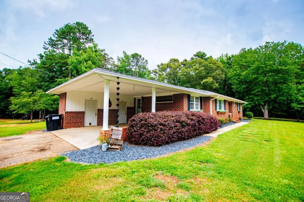 4624 Jacksonville RD Tallapoosa, GA 30176