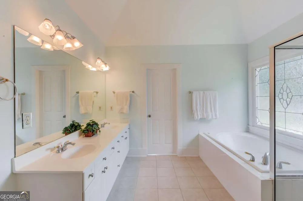 5989 Grand Loop RD Sugar Hill, GA 30518