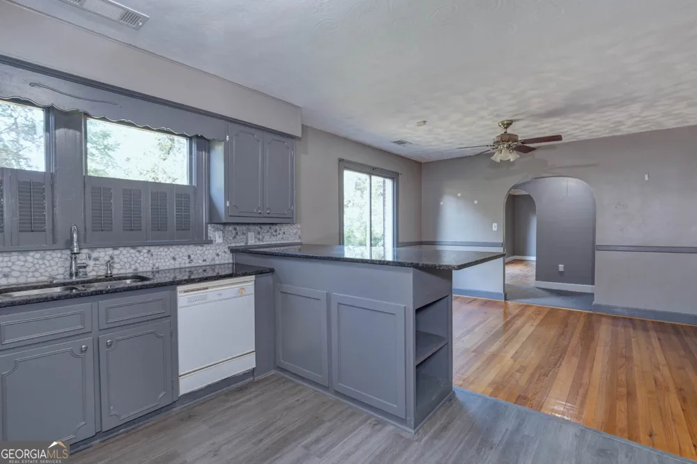 3733 Steam Mill RD Columbus, GA 31906