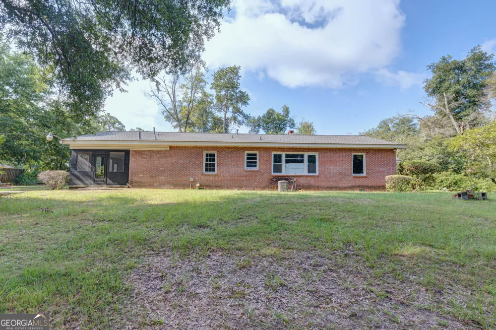 3733 Steam Mill RD Columbus, GA 31906
