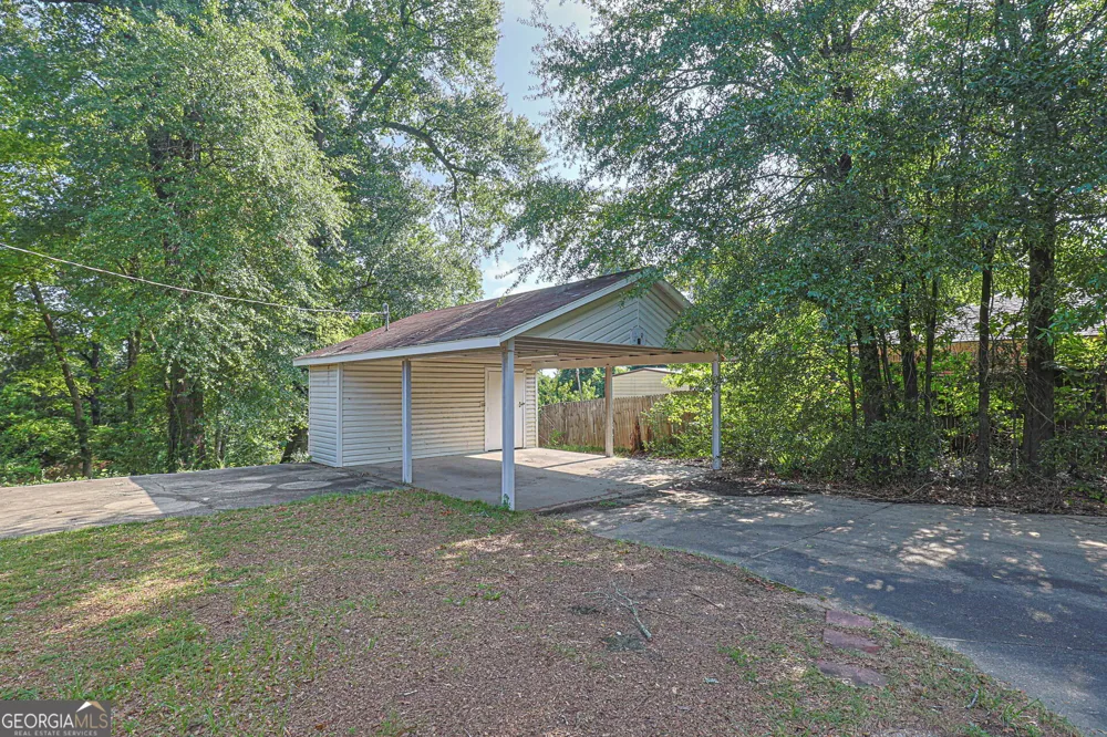 3733 Steam Mill RD Columbus, GA 31906