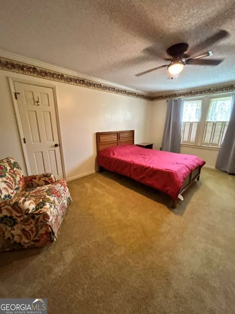 1702 Slack DR Tifton, GA 31793