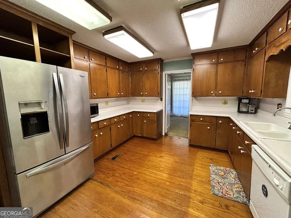 1702 Slack DR Tifton, GA 31793