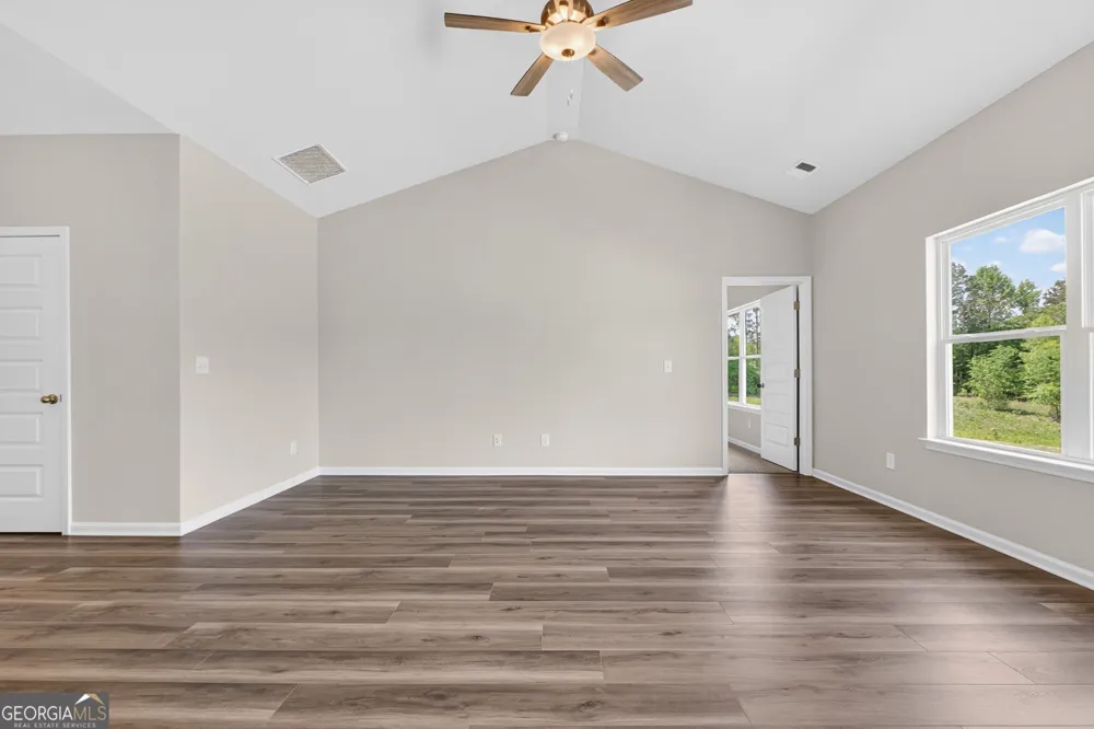 132 Blackmon RD Williamson, GA 30292