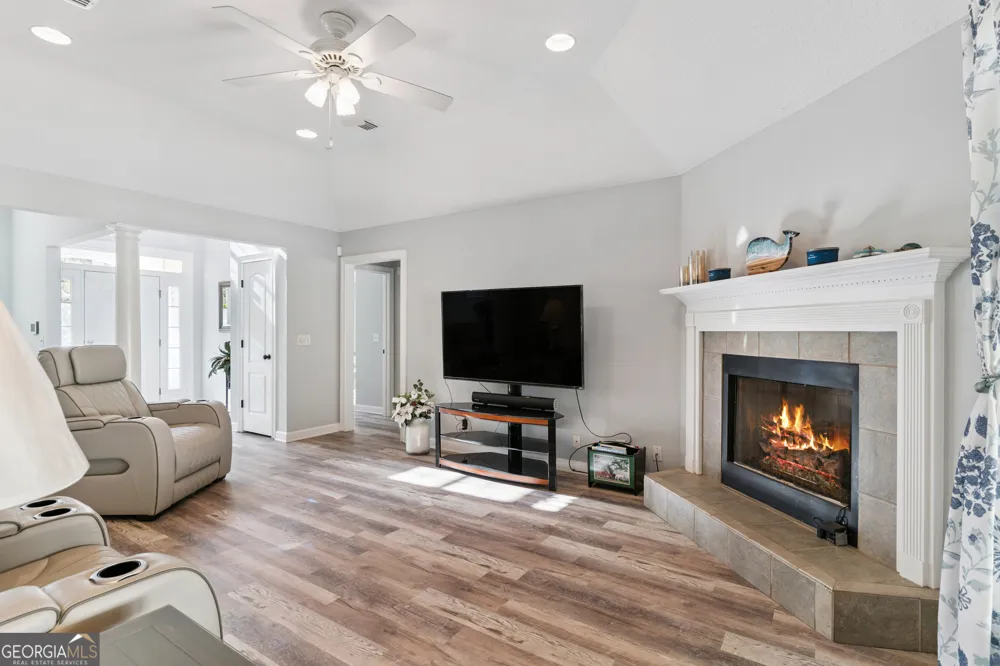 157 Country Walk CIR Brunswick, GA 31525