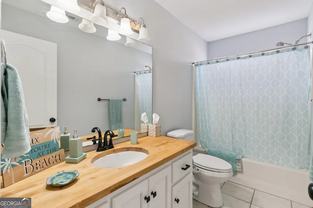 157 Country Walk CIR Brunswick, GA 31525