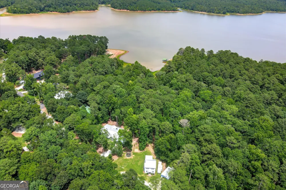 1697 Broad River Scenic DR Tignall, GA 30668