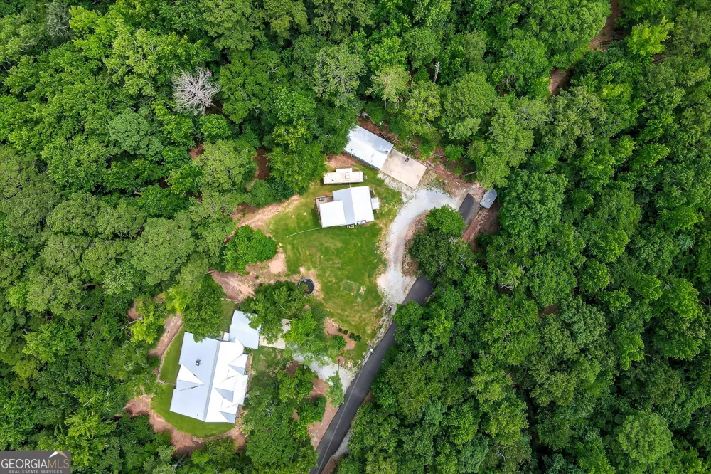 1697 Broad River Scenic DR Tignall, GA 30668