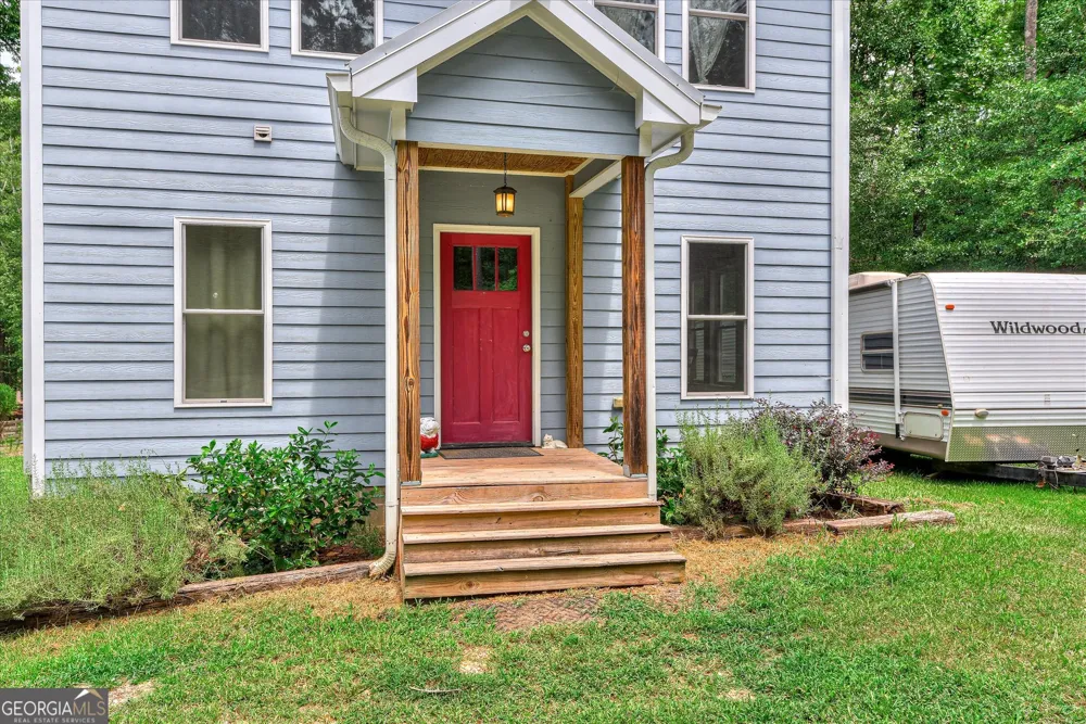 1697 Broad River Scenic DR Tignall, GA 30668