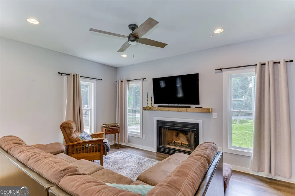 1697 Broad River Scenic DR Tignall, GA 30668