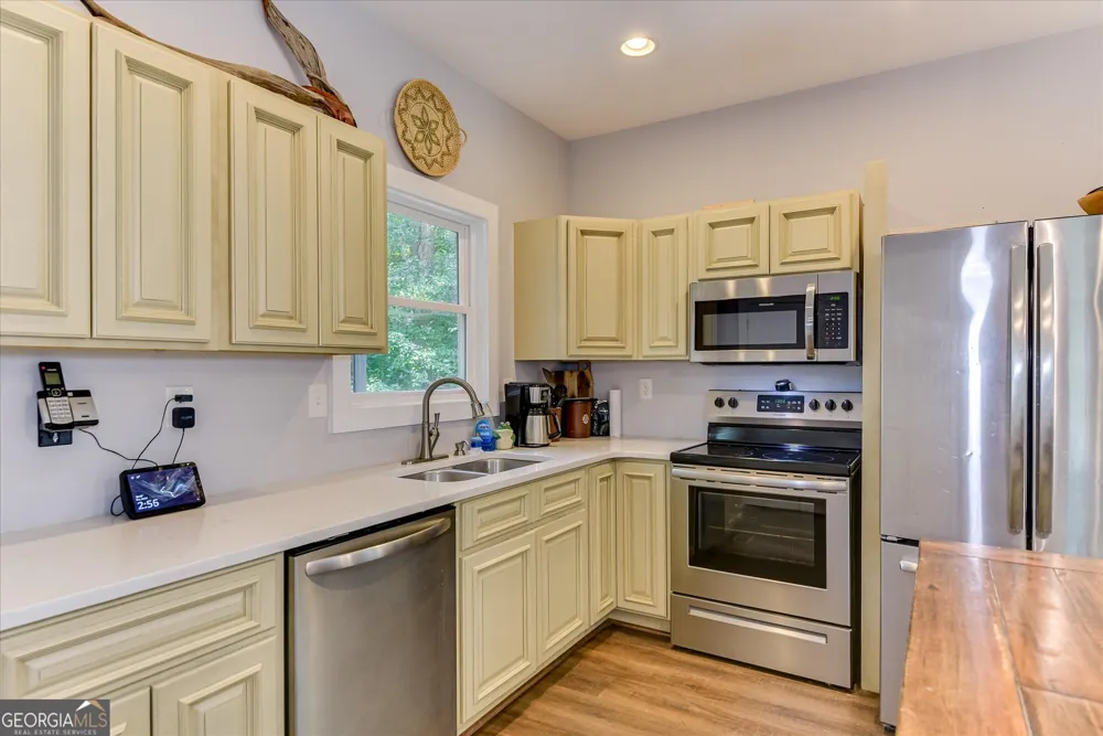 1697 Broad River Scenic DR Tignall, GA 30668