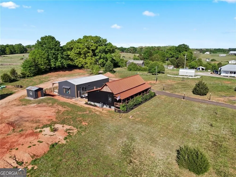 8346 Highway 98 W Commerce, GA 30530