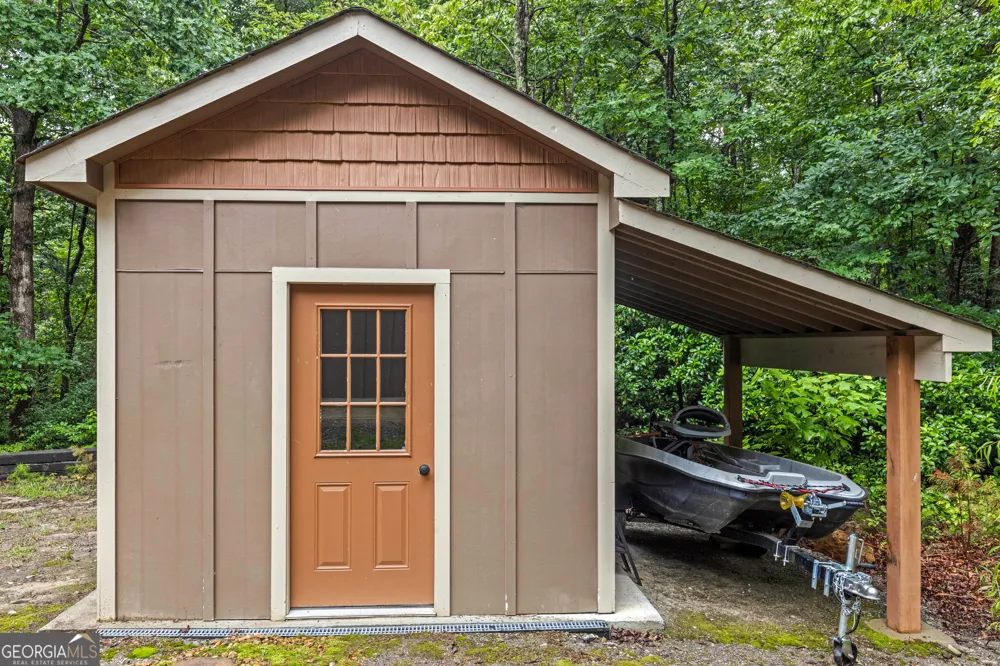 65 Eagle Bluff RD Menlo, GA 30731