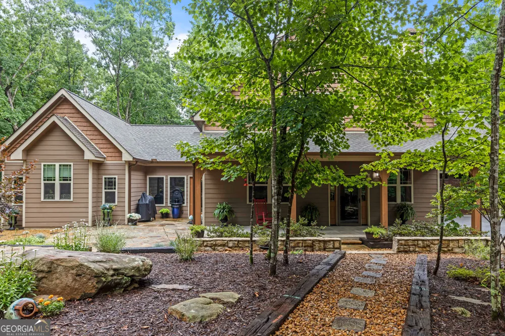 65 Eagle Bluff RD Menlo, GA 30731