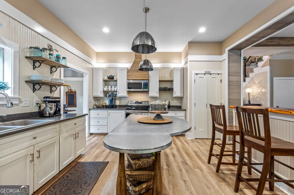 65 Eagle Bluff RD Menlo, GA 30731