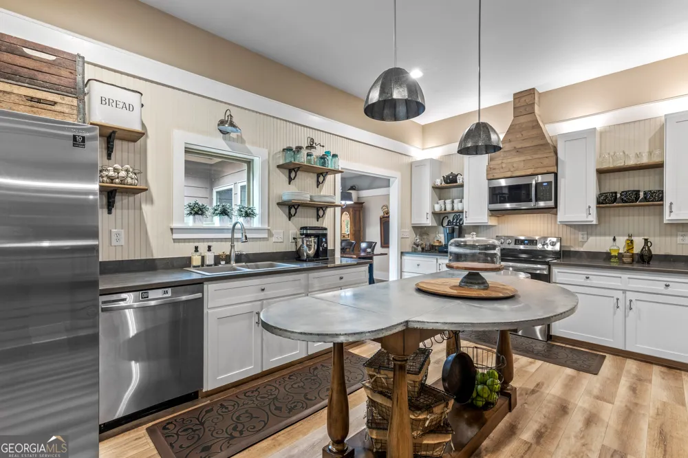 65 Eagle Bluff RD Menlo, GA 30731