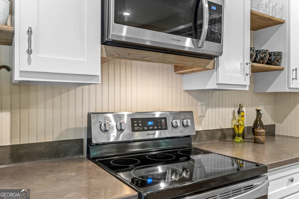 65 Eagle Bluff RD Menlo, GA 30731