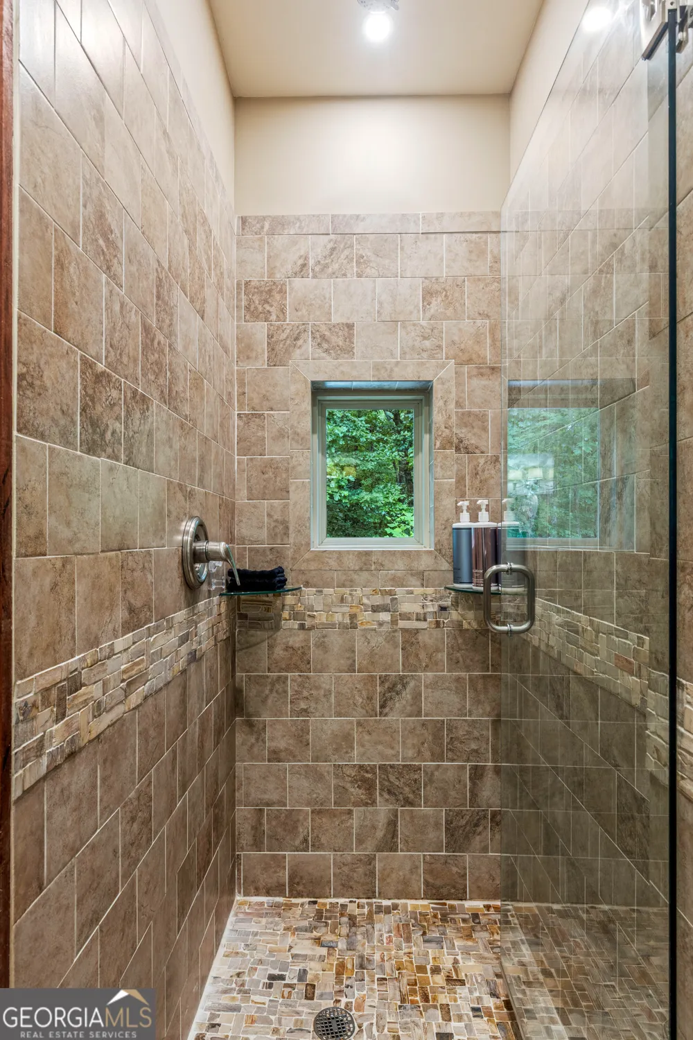 65 Eagle Bluff RD Menlo, GA 30731