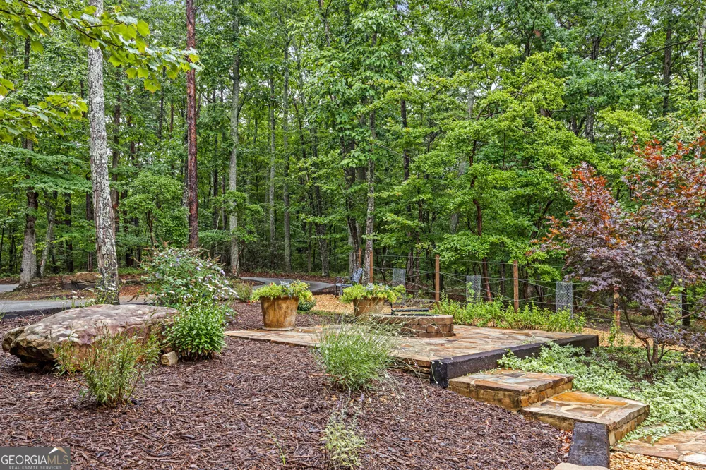 65 Eagle Bluff RD Menlo, GA 30731