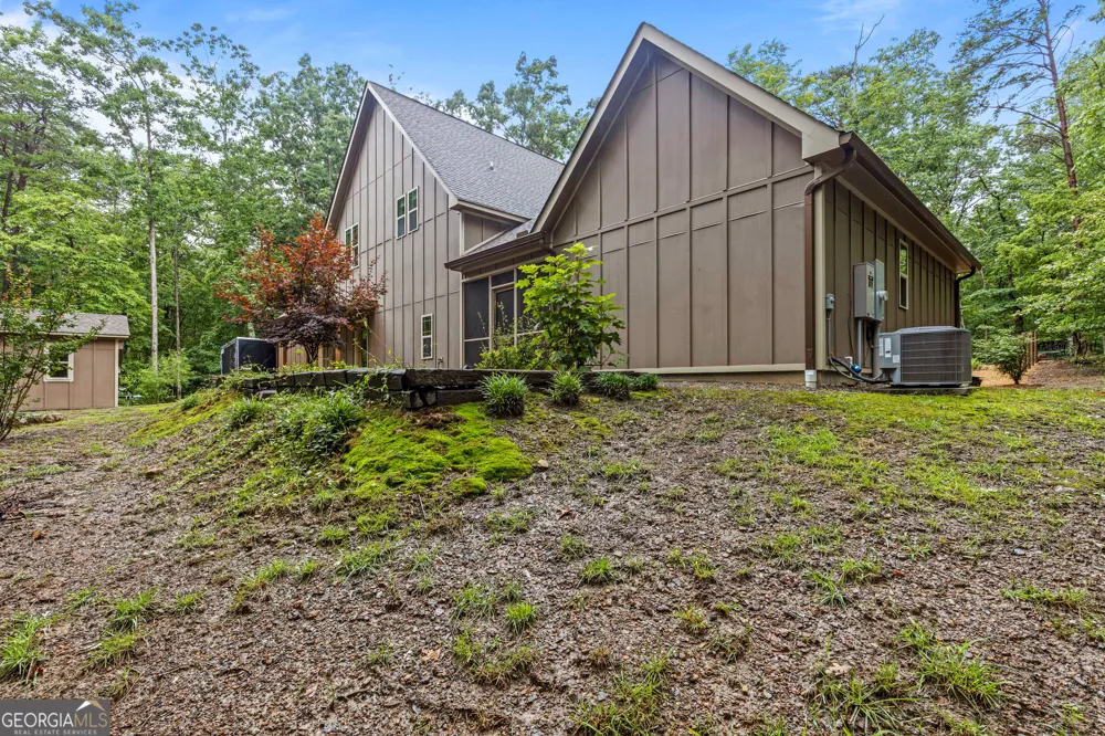 65 Eagle Bluff RD Menlo, GA 30731