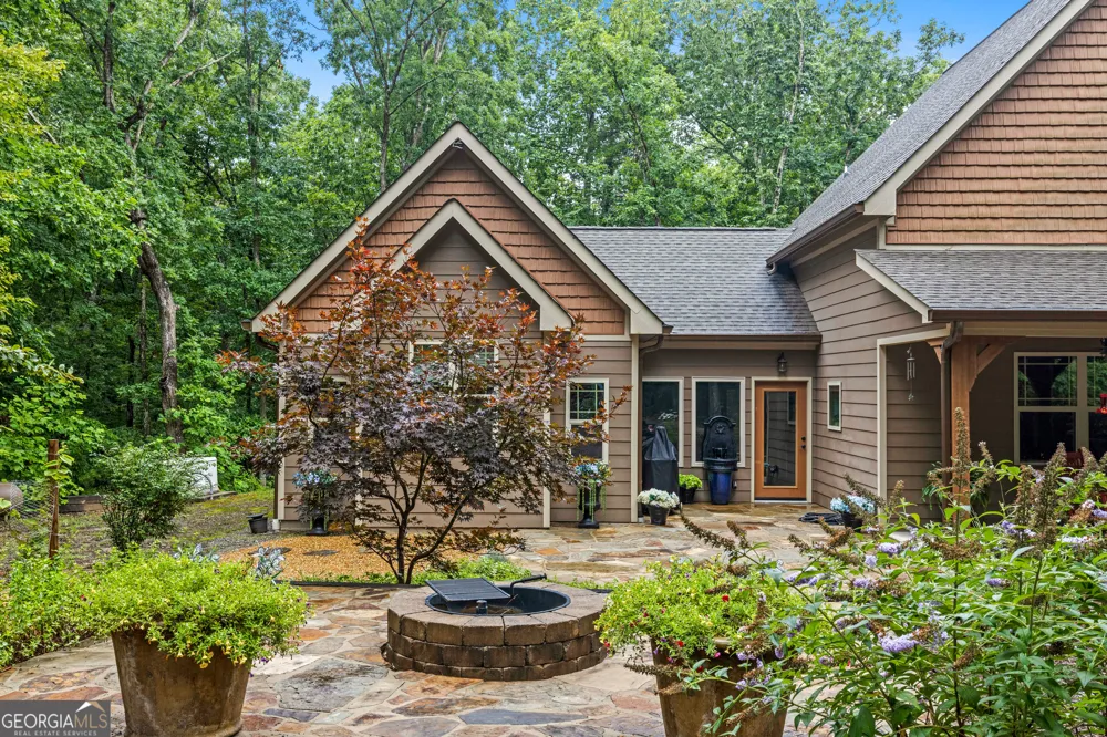 65 Eagle Bluff RD Menlo, GA 30731