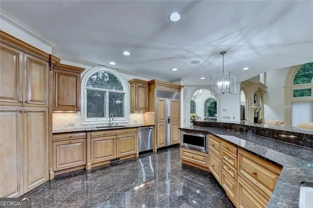 9005 Old Southwick PASS Johns Creek, GA 30022