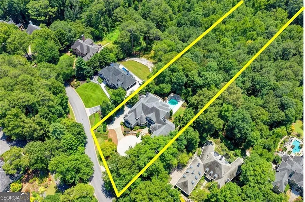 9005 Old Southwick PASS Johns Creek, GA 30022