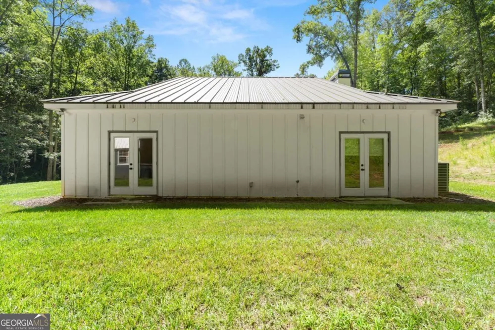 189 Peace Valley RD Dahlonega, GA 30533
