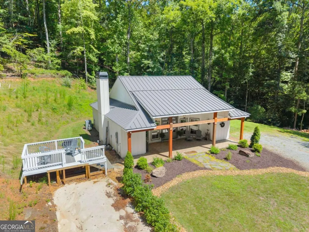 189 Peace Valley RD Dahlonega, GA 30533