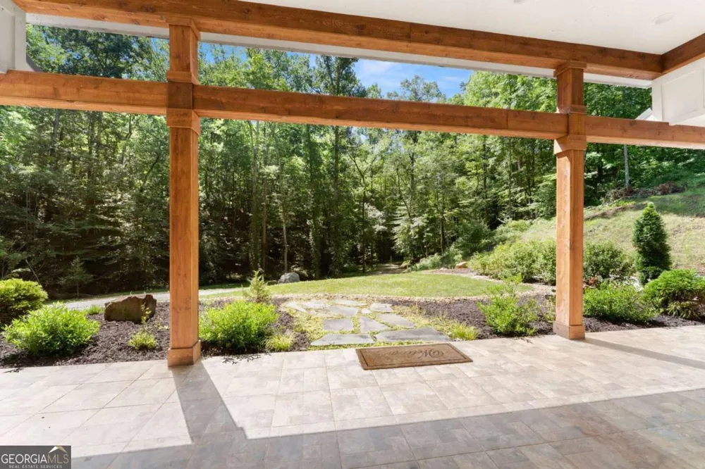 189 Peace Valley RD Dahlonega, GA 30533