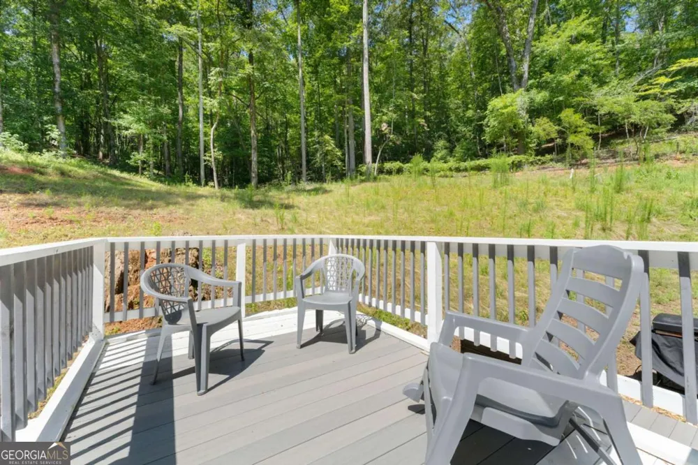 189 Peace Valley RD Dahlonega, GA 30533