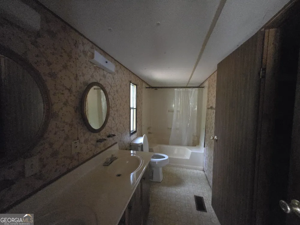 56 April LN Chauncey, GA 31011