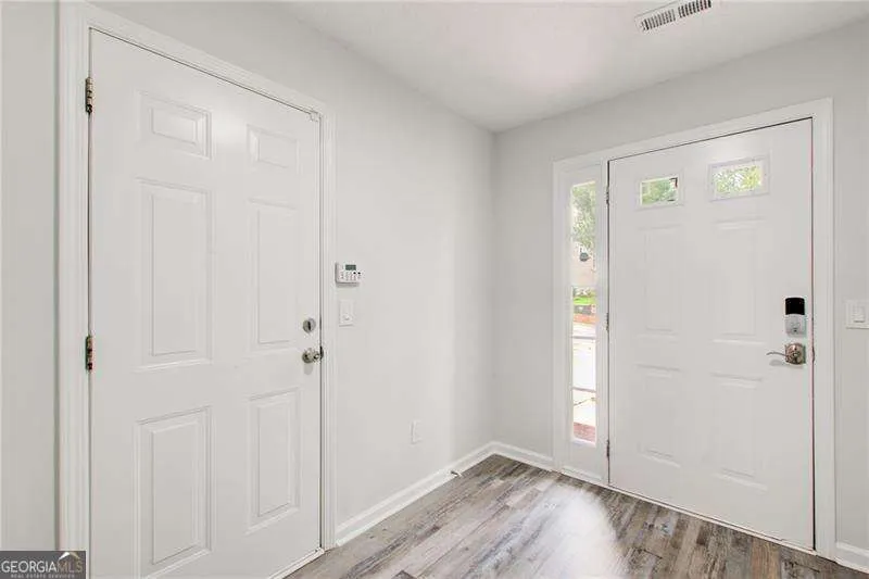 2470 Stonegate DR NW Acworth, GA 30101