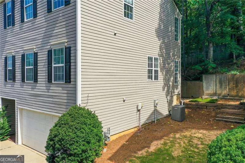 2470 Stonegate DR NW Acworth, GA 30101